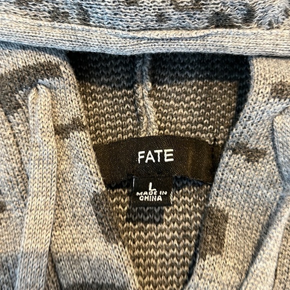 Fate loungewear set with mask.  Large. - Picture 5 of 6